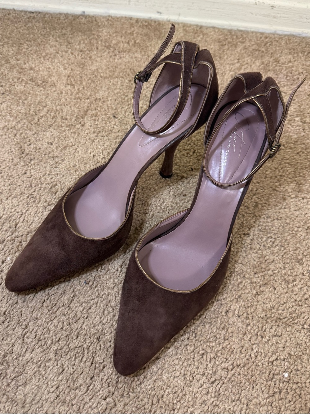 Arturo Chiang “Brenda” Brown Leather Suede Pumps